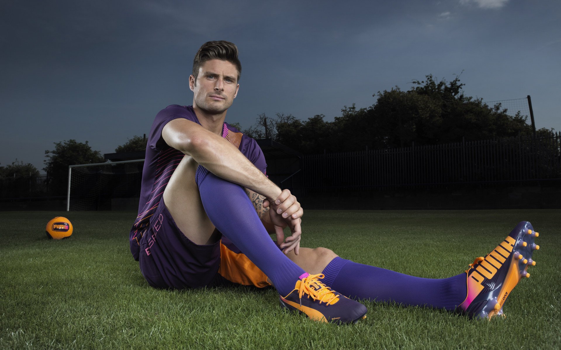 肯尼亚长跑明星再度称霸世界赛场，肯尼亚长跑选手