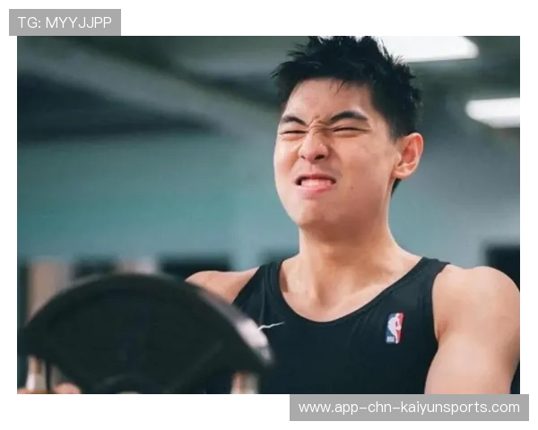 比赛终止后选手怒吼宣泄