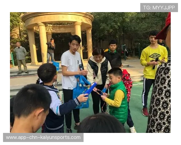 俱乐部与社区合作 开展老年健身项目 回馈社会，老年人健身俱乐部创业计划书