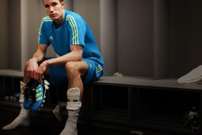 开云体育网页入口-巴黎圣日耳曼豪华战舰出击！欧冠巅峰对决，恩里克如何排兵布阵碾压拜仁？